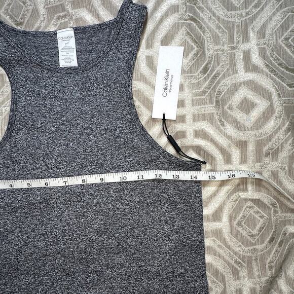 Calvin Klein Performance Women's Ribbed Crop Top, Gray  Heather,  size Medium - Picture 5 of 7